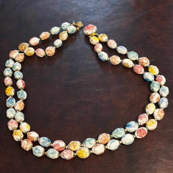 West Germany porcelain or ceramic water color beaded double strand - Picture 4 of 7